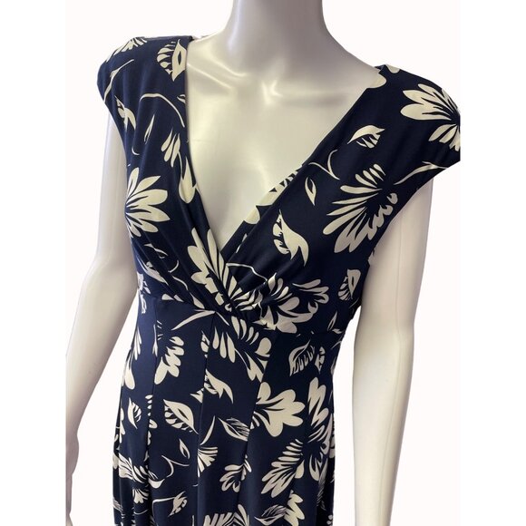 Lauren Ralph Lauren Women's Blue Tropical Leaf Sleeveless Dress SIze 10 SKU 4400 - Picture 2 of 6
